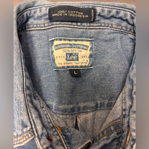 Lee’s Men’s Vintage Long Sleeve Denim Shirt Size Large - Picture 3 of 9